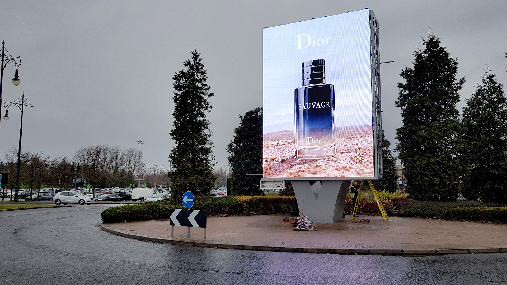 Trafford Centre Outdoor Roundabout LED Screen Pic1