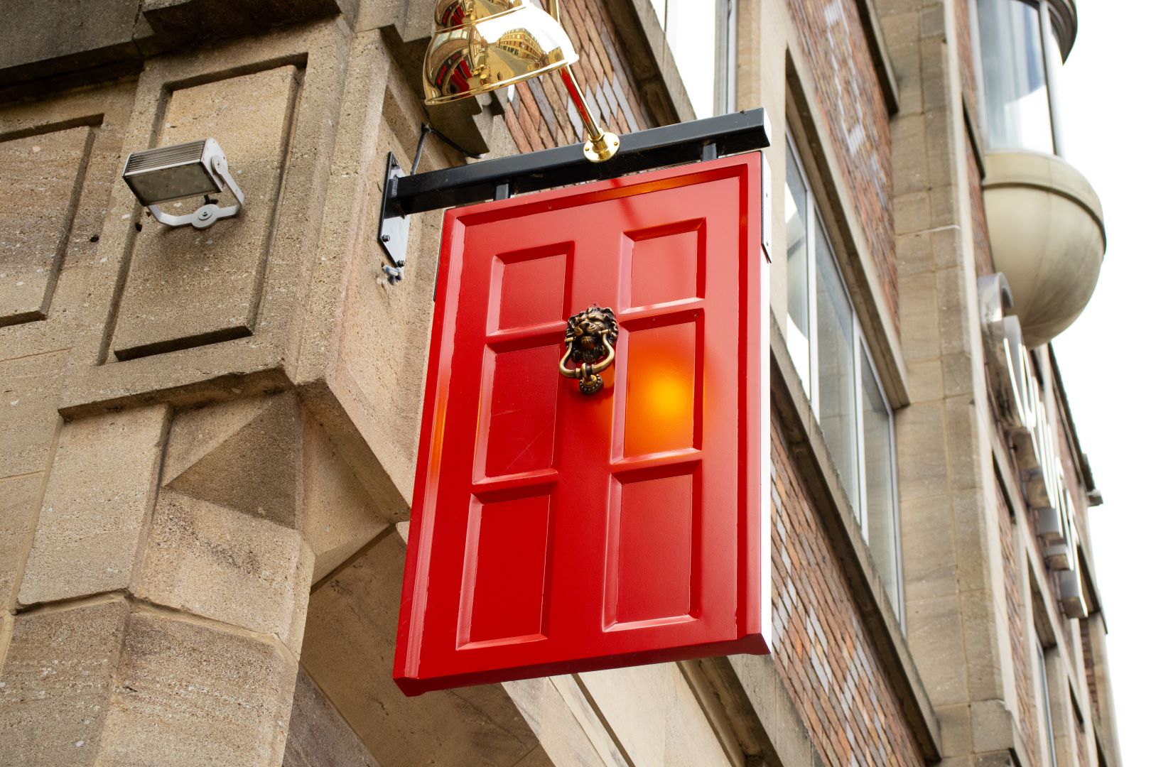 red door projecting website